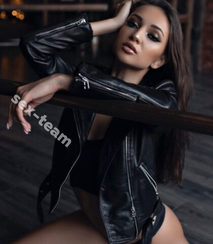 Проститутка Майя